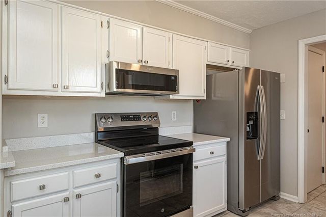 6955 Calamar Drive, Fayetteville, NC 28314