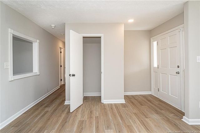 6955 Calamar Drive, Fayetteville, NC 28314