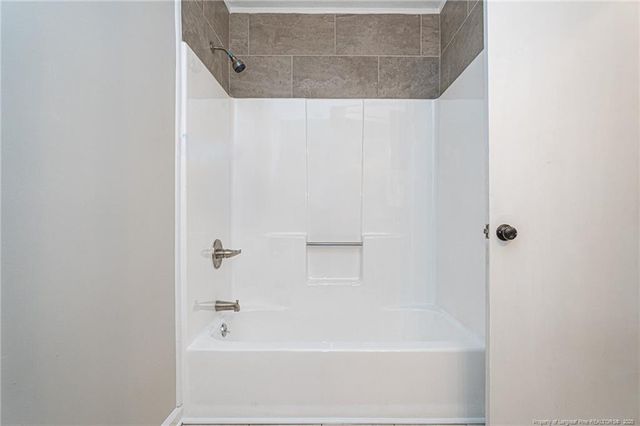 6955 Calamar Drive, Fayetteville, NC 28314