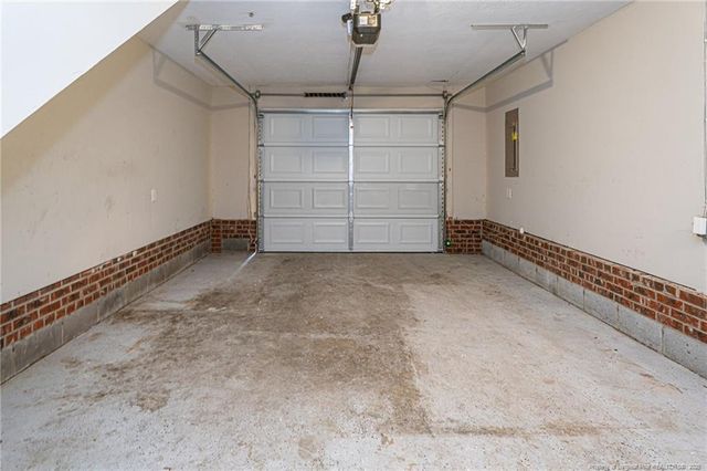 6955 Calamar Drive, Fayetteville, NC 28314