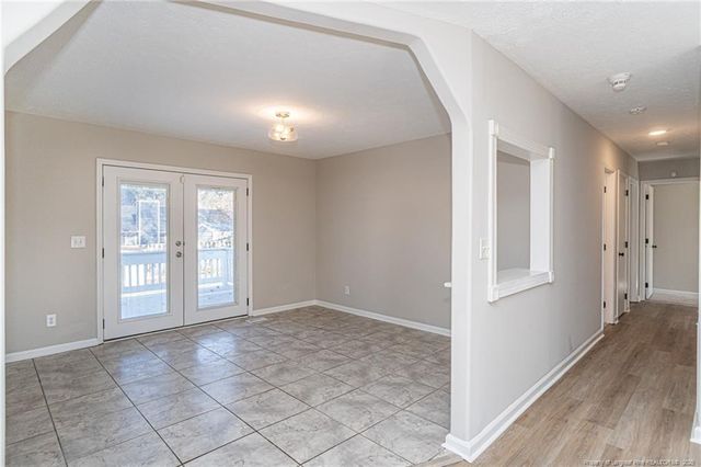 6955 Calamar Drive, Fayetteville, NC 28314