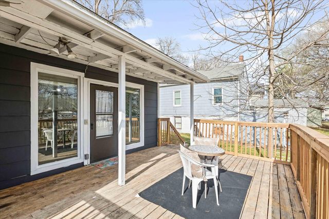 318 E WALNUT ST, Boonville, MO 65233