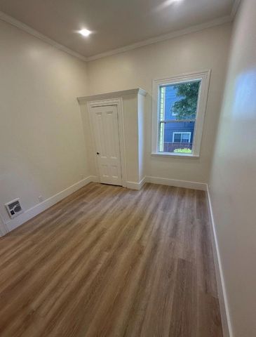 1210 Peralta Street, Oakland, CA 94607