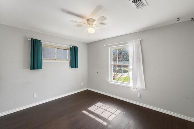 1415 Moss Rose Circle, Irving, TX 75061