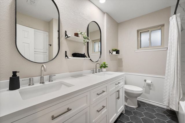 1415 Moss Rose Circle, Irving, TX 75061