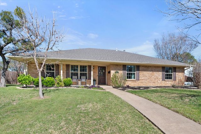 1415 Moss Rose Circle, Irving, TX 75061