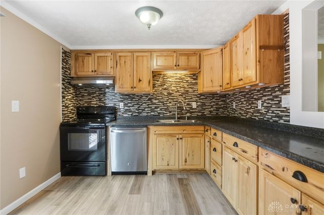 4521 Willow Mist Drive, Huber Heights, OH 45424