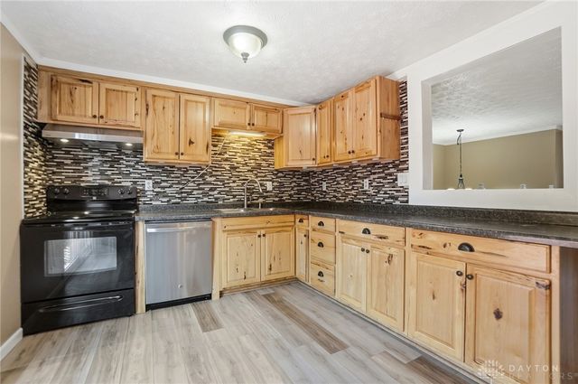 4521 Willow Mist Drive, Huber Heights, OH 45424