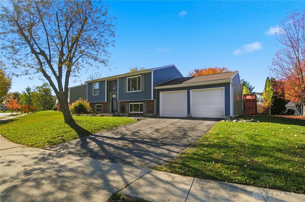 4521 Willow Mist Drive, Huber Heights, OH 45424