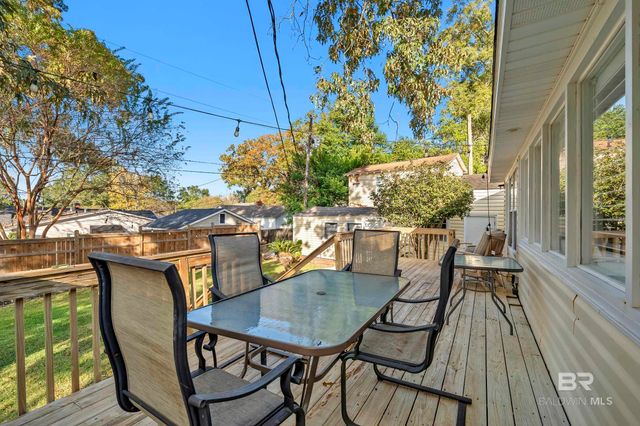 18 York Place, Mobile, AL 36608