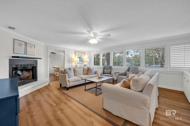 18 York Place, Mobile, AL 36608