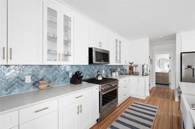 69 Connection Street, Newport, RI 02840