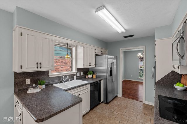 9310 Wiscassett Drive, Shreveport, LA 71115