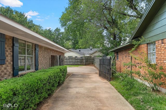 9310 Wiscassett Drive, Shreveport, LA 71115