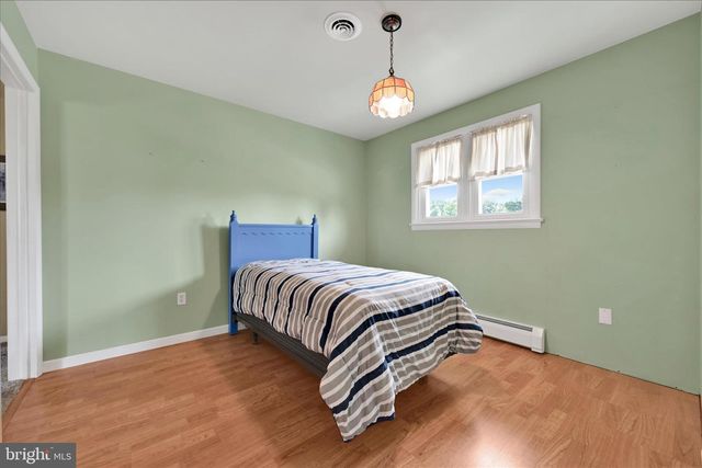 460 YEAGLEY RD, Myerstown, PA 17067
