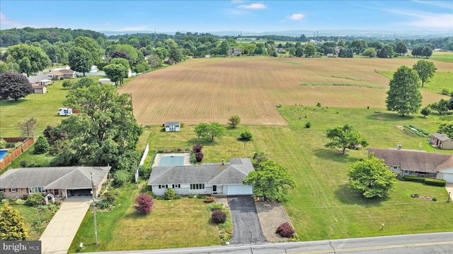460 YEAGLEY RD, Myerstown, PA 17067