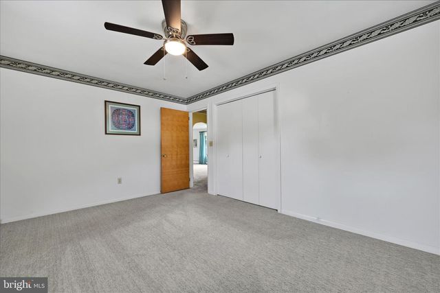460 YEAGLEY RD, Myerstown, PA 17067