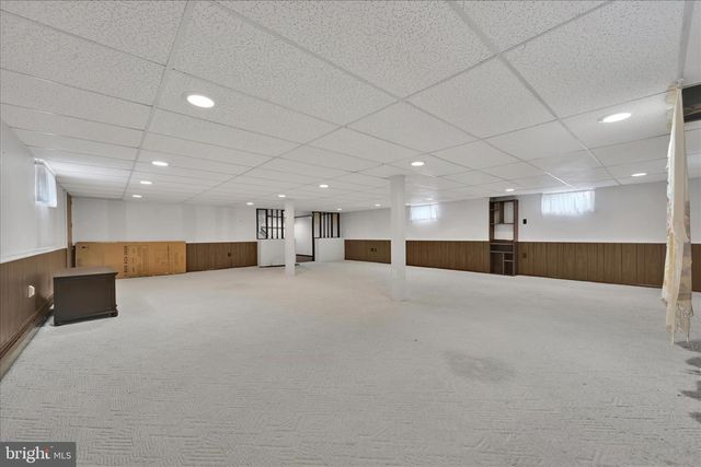 460 YEAGLEY RD, Myerstown, PA 17067