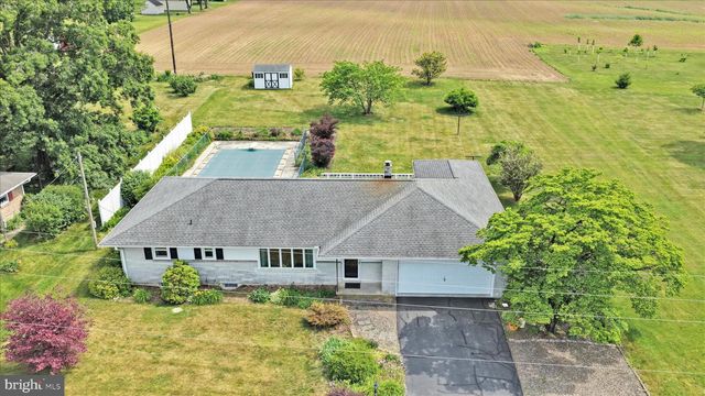 460 YEAGLEY RD, Myerstown, PA 17067