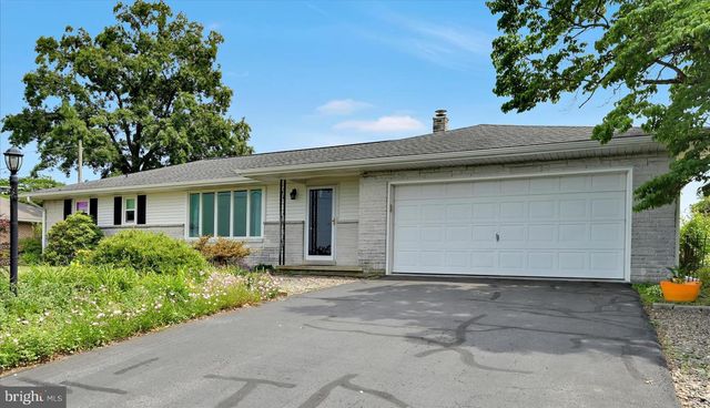 460 YEAGLEY RD, Myerstown, PA 17067