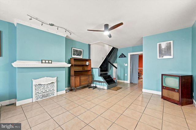 5305 W GIRARD AVE, Philadelphia, PA 19131