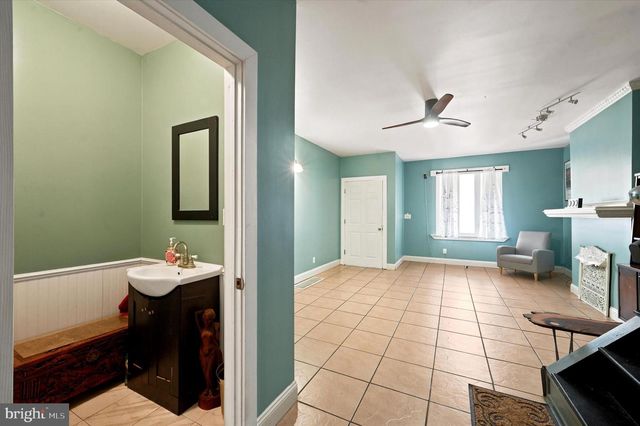 5305 W GIRARD AVE, Philadelphia, PA 19131