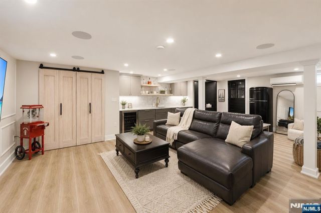 14 Morrow Road, Midland Park, NJ 07432