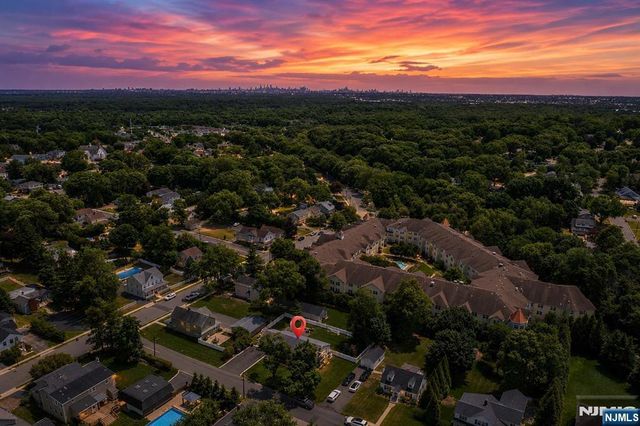 14 Morrow Road, Midland Park, NJ 07432