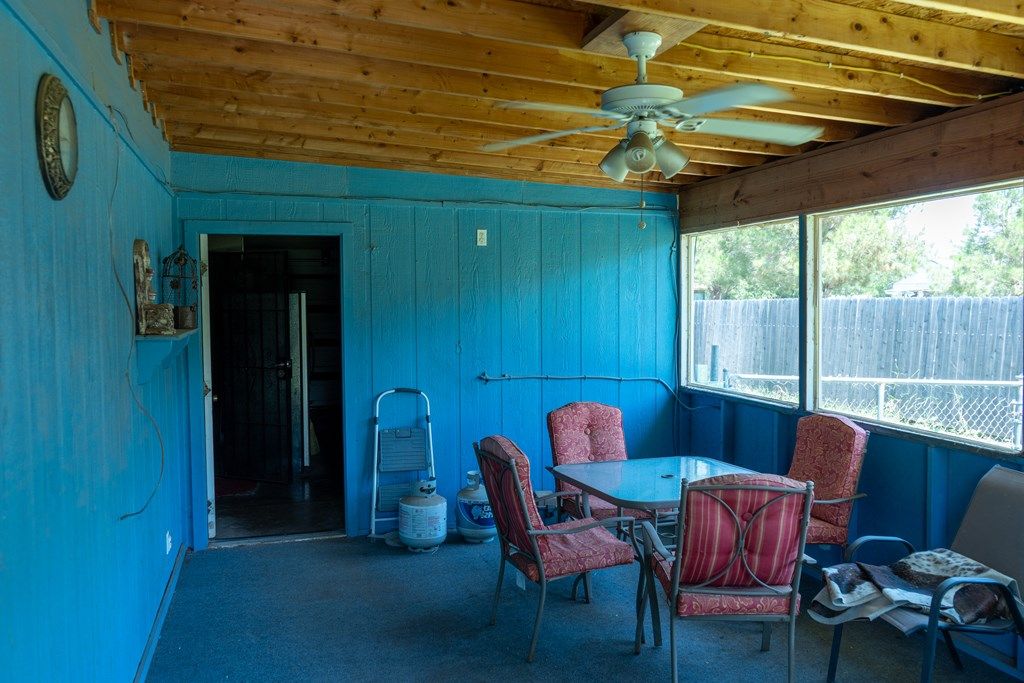 Image 18 of property listing at 513 E 46th St, San Angelo, TX 76903