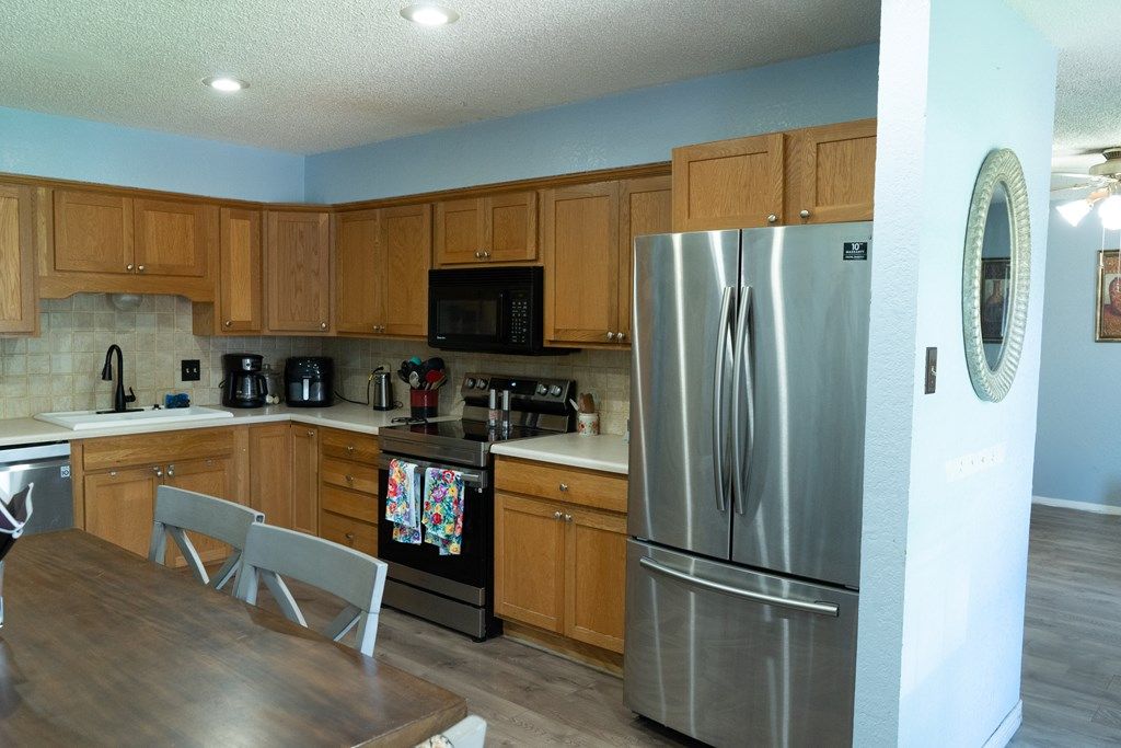 Image 4 of property listing at 513 E 46th St, San Angelo, TX 76903