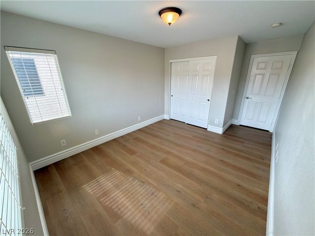 299 DOG LEG Drive, Las Vegas, NV 89148