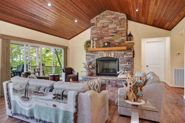 865 Eastridge Pass, Monterey, TN 38574