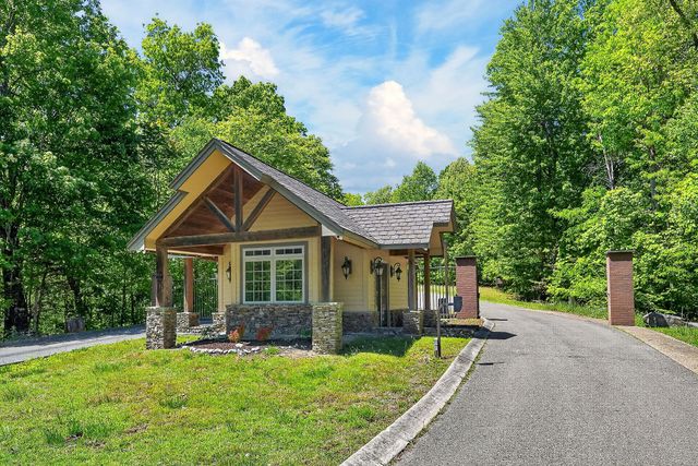 865 Eastridge Pass, Monterey, TN 38574