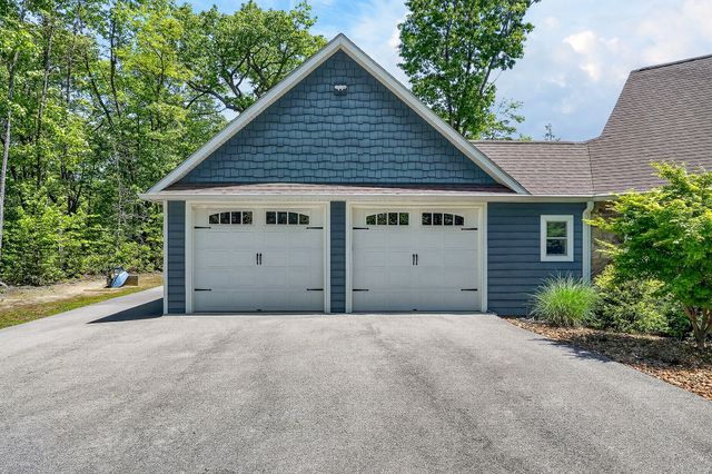 865 Eastridge Pass, Monterey, TN 38574