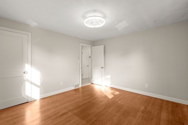 24 Greenwood Road, Peabody, MA 01960