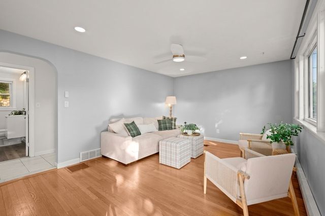 24 Greenwood Road, Peabody, MA 01960