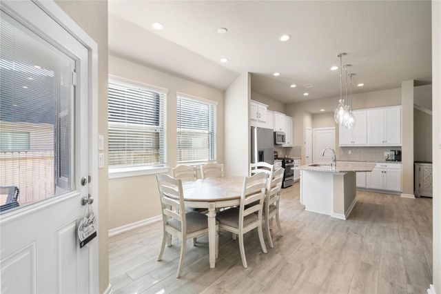 389 Andes Drive, Montgomery, TX 77316