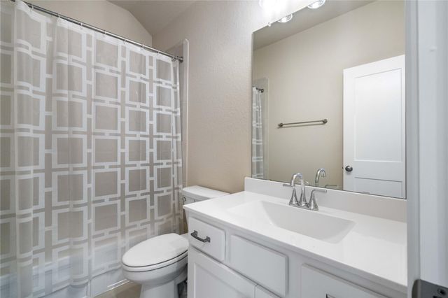 389 Andes Drive, Montgomery, TX 77316