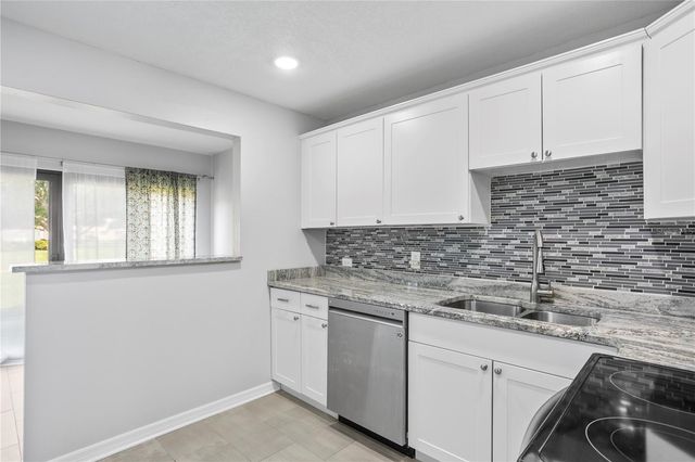 4920 LOCUST STREET NE 115, St Petersburg, FL 33703