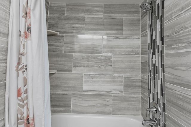 4920 LOCUST STREET NE 115, St Petersburg, FL 33703