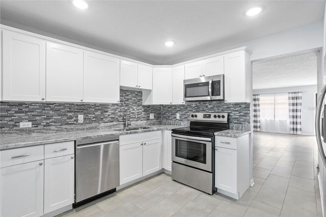 4920 LOCUST STREET NE 115, St Petersburg, FL 33703