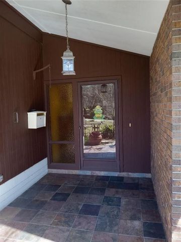 8136 NW 5TH COURT, Gainesville, FL 32607