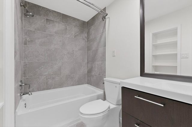 7506 W Northwest Highway 8, Dallas, TX 75225