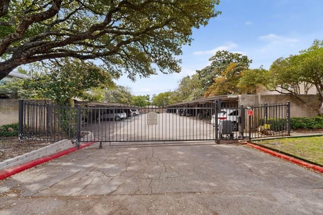 7506 W Northwest Highway 8, Dallas, TX 75225