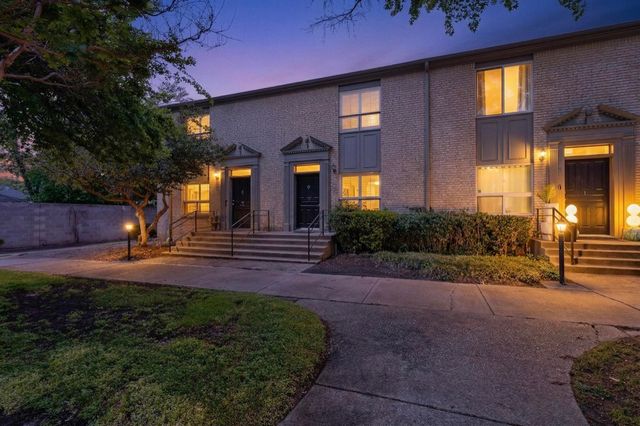 7506 W Northwest Highway 8, Dallas, TX 75225