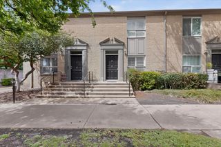 7506 W Northwest Highway 8, Dallas, TX 75225