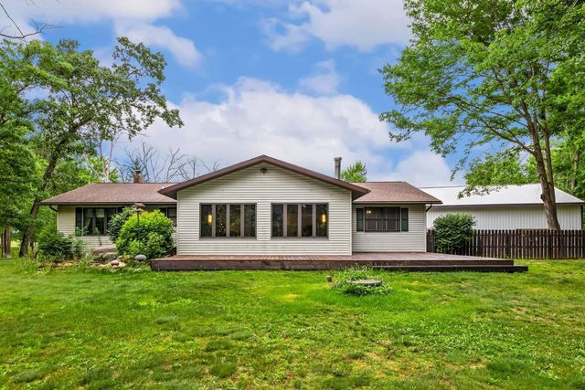 N4738 17th Avenue, Mauston, WI 53948