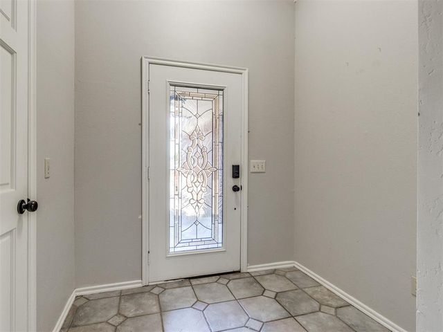 20566 Ember Lane, Harrah, OK 73045