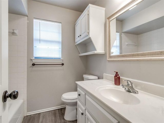 20566 Ember Lane, Harrah, OK 73045
