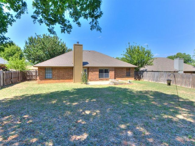 20566 Ember Lane, Harrah, OK 73045
